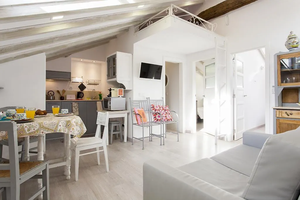 Joivy Alfama 35 Apartments Lisbon