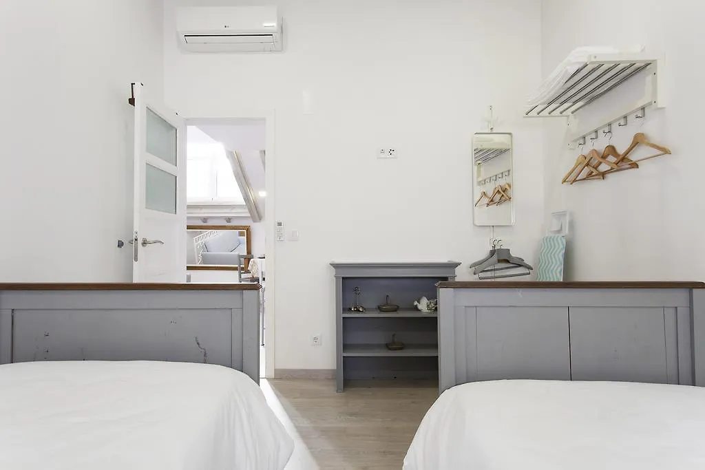 Joivy Alfama 35 Apartments